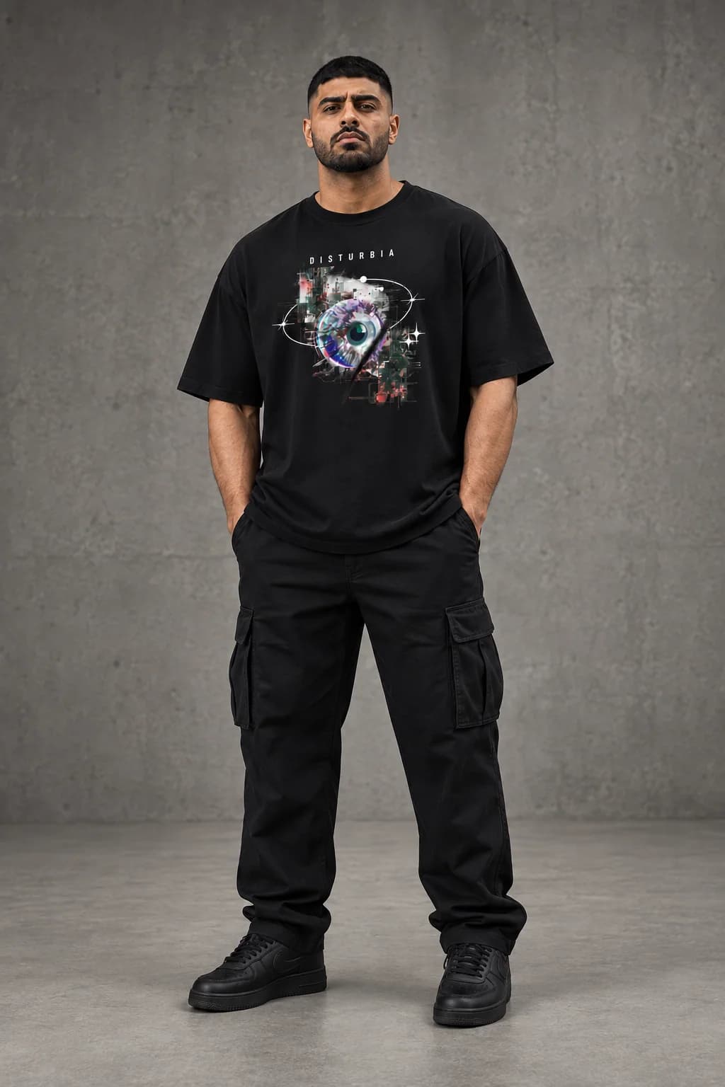 DISTURBIA OVERSIZED: Front oversized model view