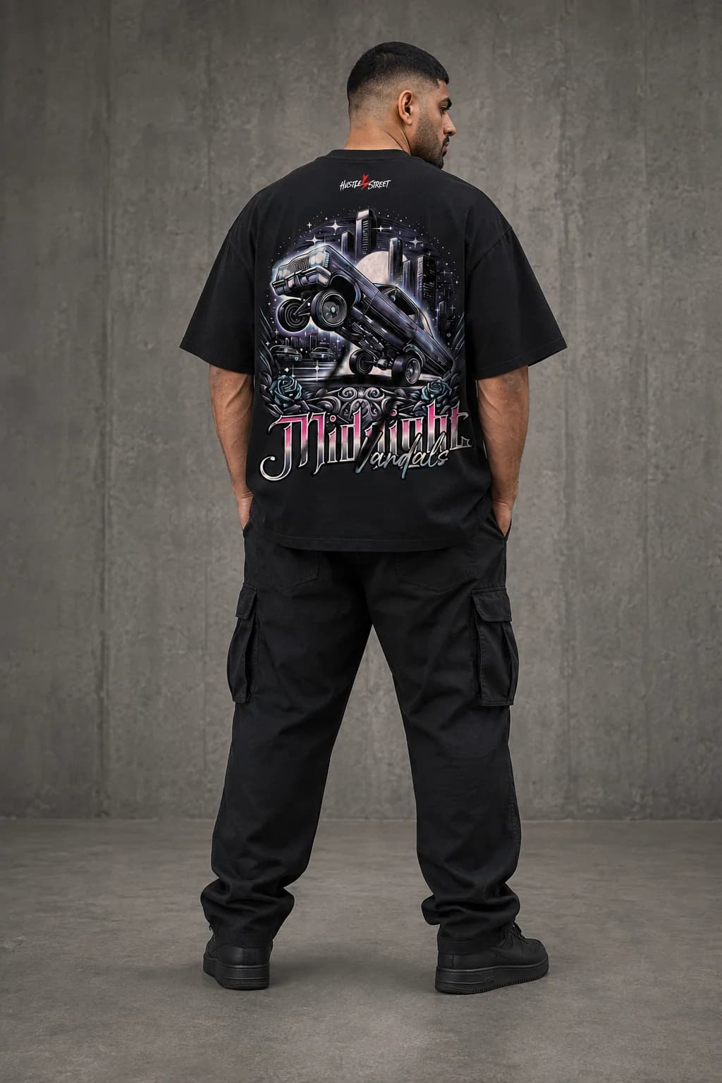 MIDNIGHT VANDALS OVERSIZED: Back oversized model view