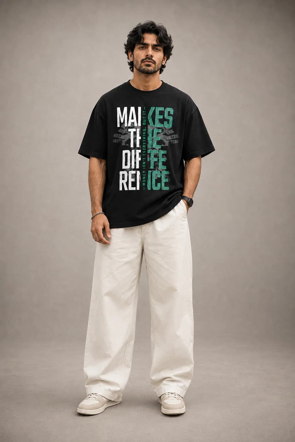 MONEY OVERSIZED: Front oversized model view